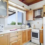 Jimmy's 3 Villa Katomerion